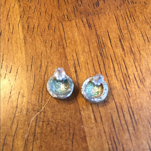 Rhinestone stud earrings - Picture 2 of 2